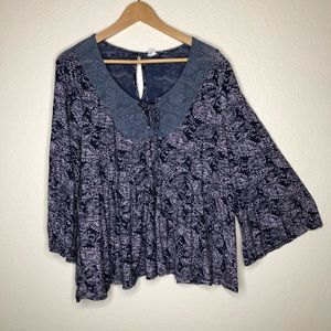 Anthropologie AKEMI + KIN Flowy Top